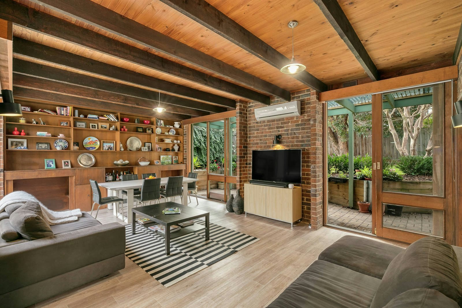 11 Pine Avenue, Camberwell, VIC