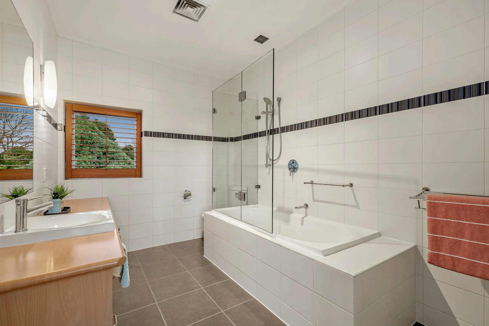 6 Sunnyside Avenue, Brighton East, VIC
