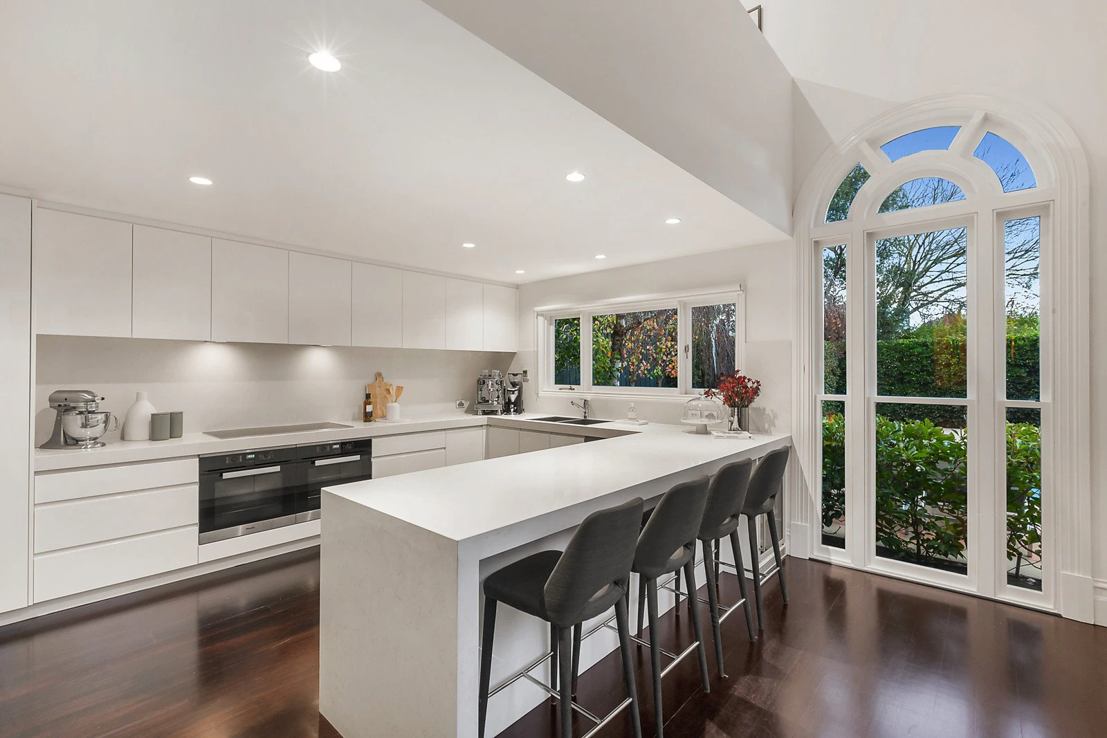 33 Densham Road, Armadale, VIC
