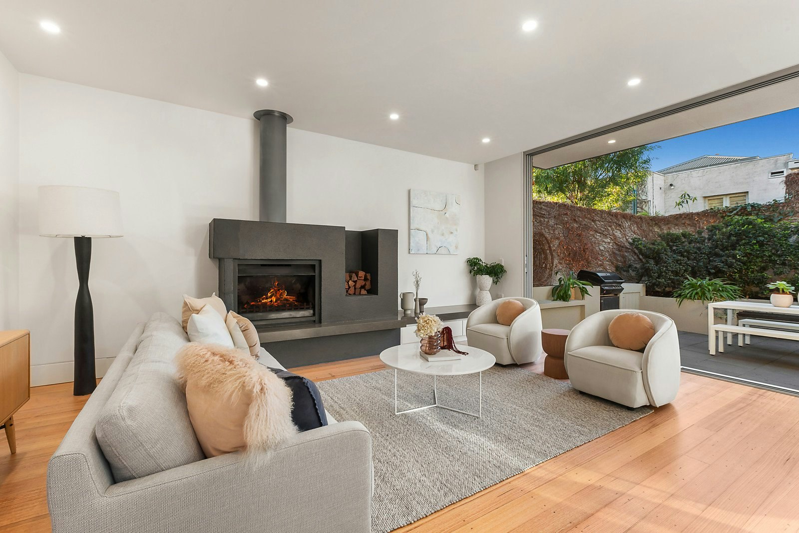 16 Dundas Place, Albert Park, VIC