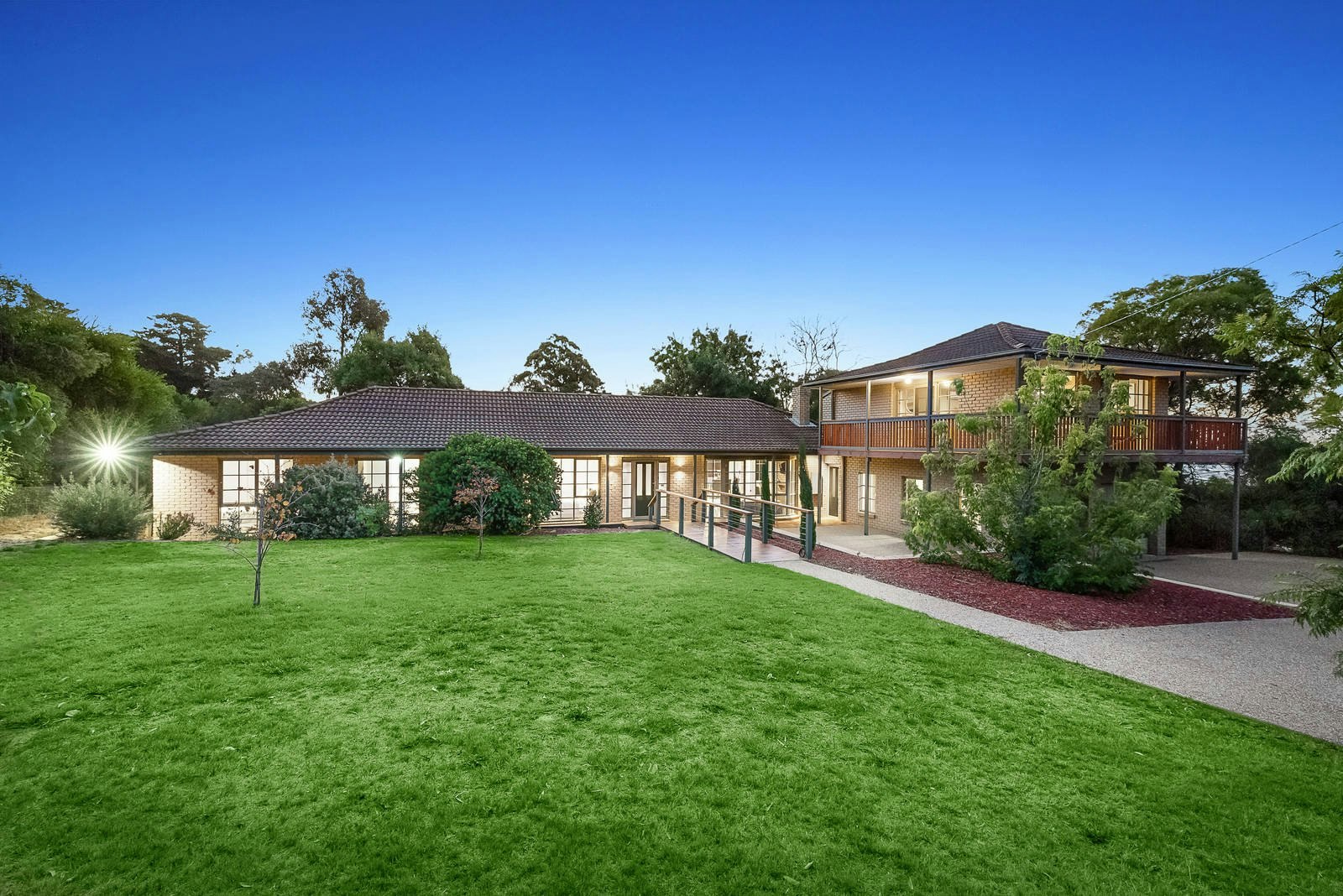 4 Moseley Drive, Mount Eliza, VIC