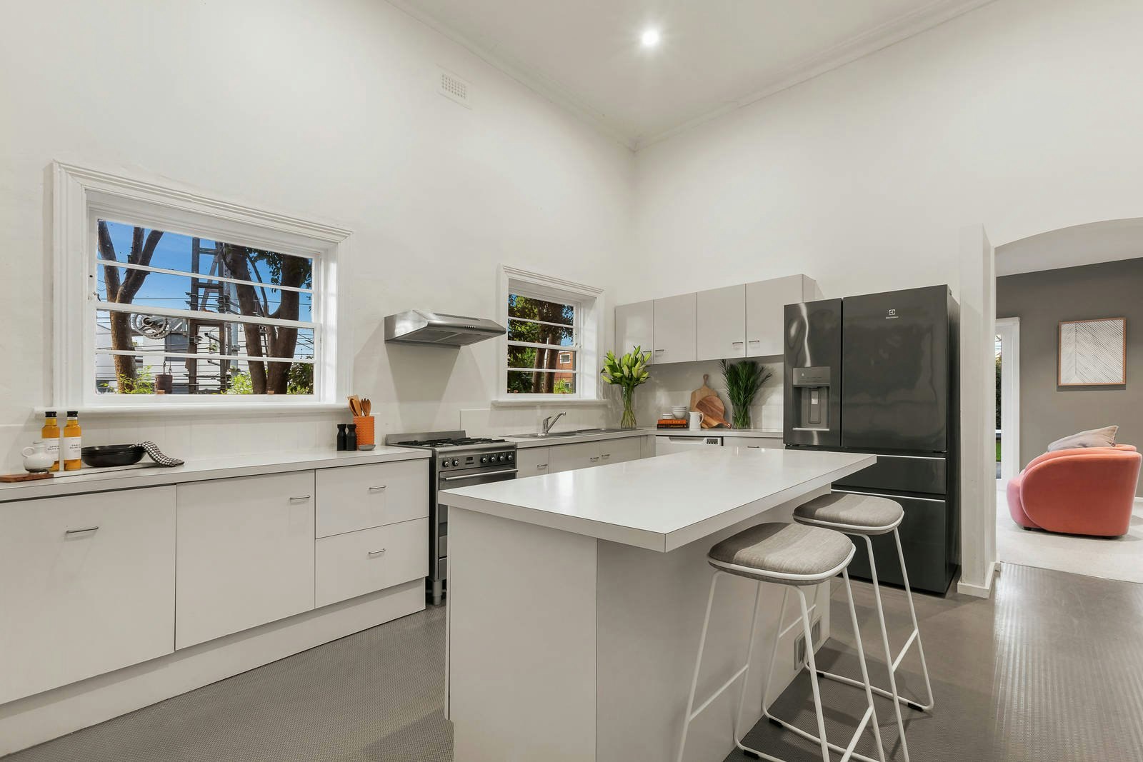 16 Canterbury Road, Toorak, VIC