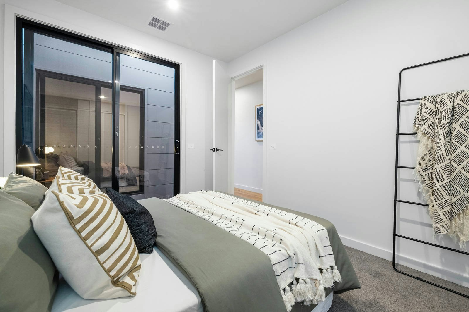 61A Carnoustie Grove, Mornington, VIC