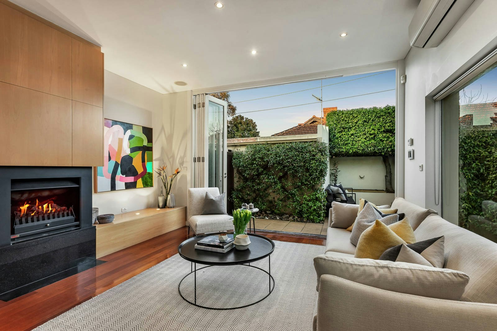 90 Commercial Road, Prahran, VIC