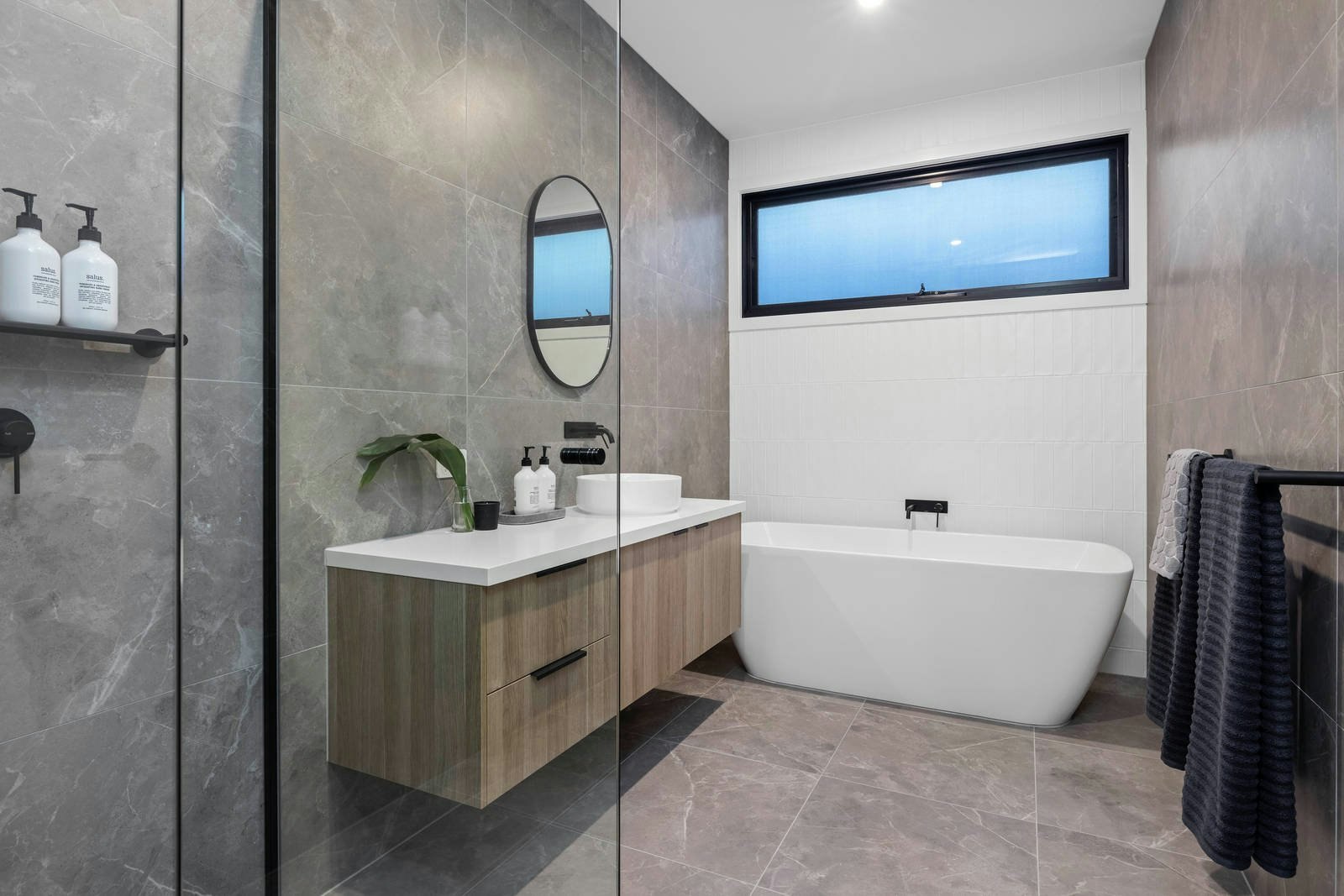 61A Carnoustie Grove, Mornington, VIC