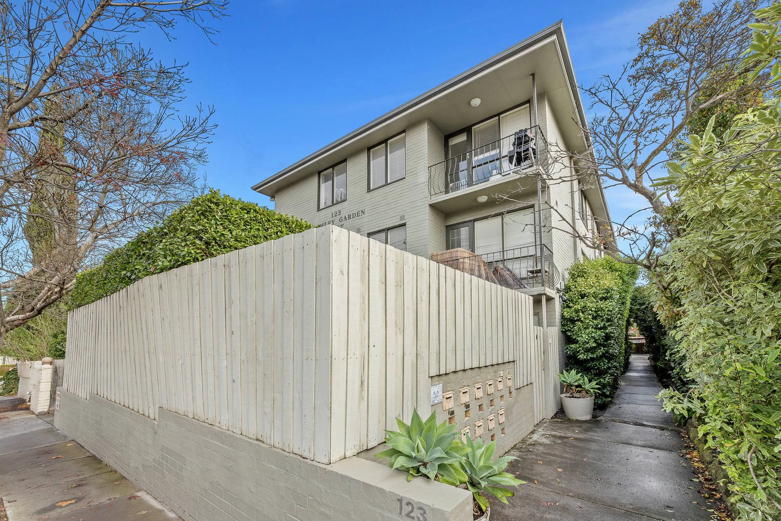 2/123 Chomley Street, Prahran, VIC