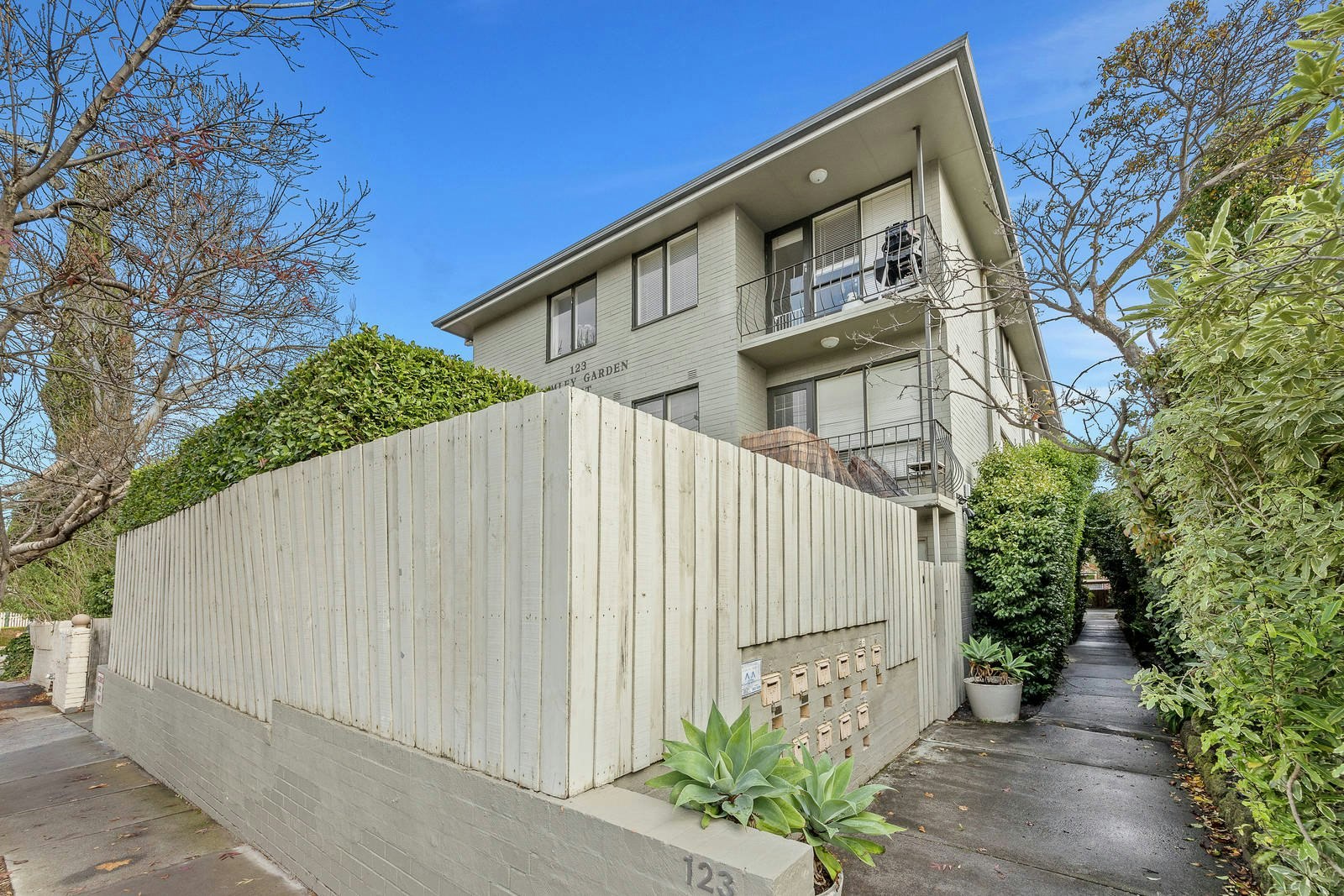 2/123 Chomley Street, Prahran, VIC