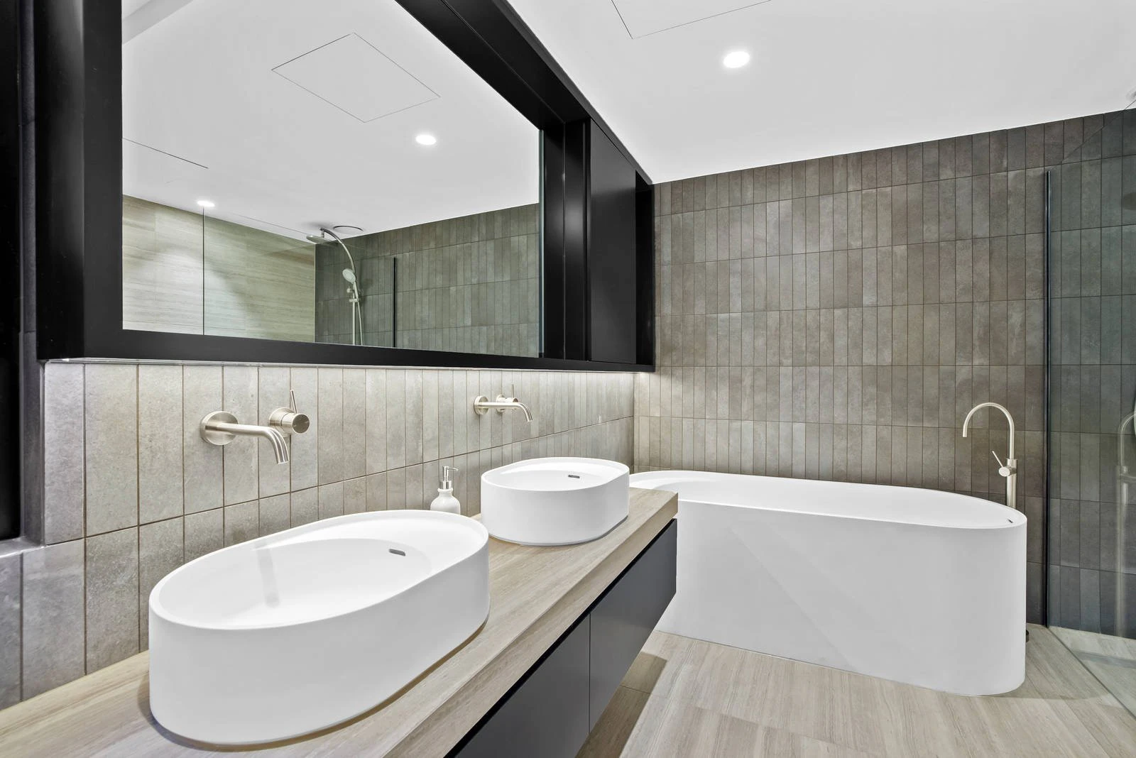 2/345 Beach Road, Black Rock, VIC