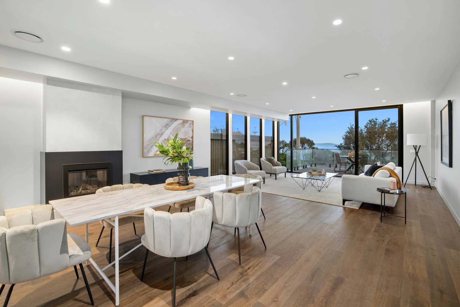 2/345 Beach Road, Black Rock, VIC