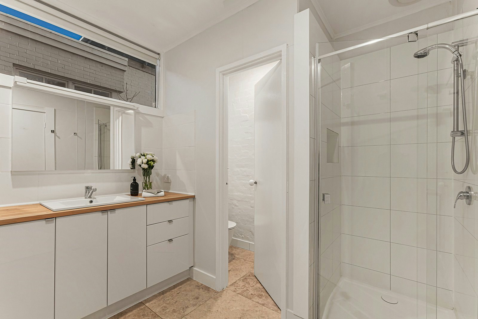 16 Canterbury Road, Toorak, VIC