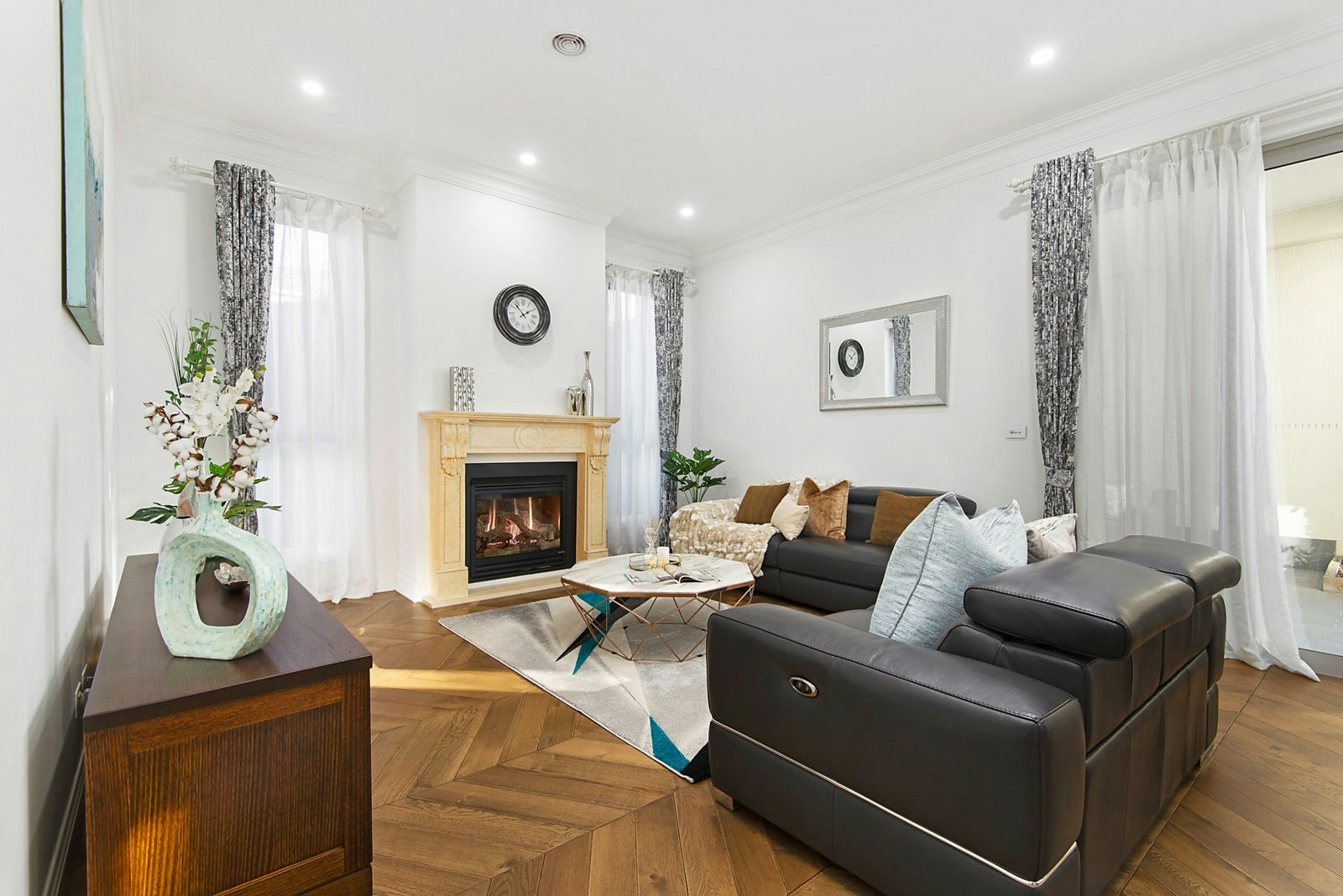 1/3 Meadow Grove, Deepdene, VIC