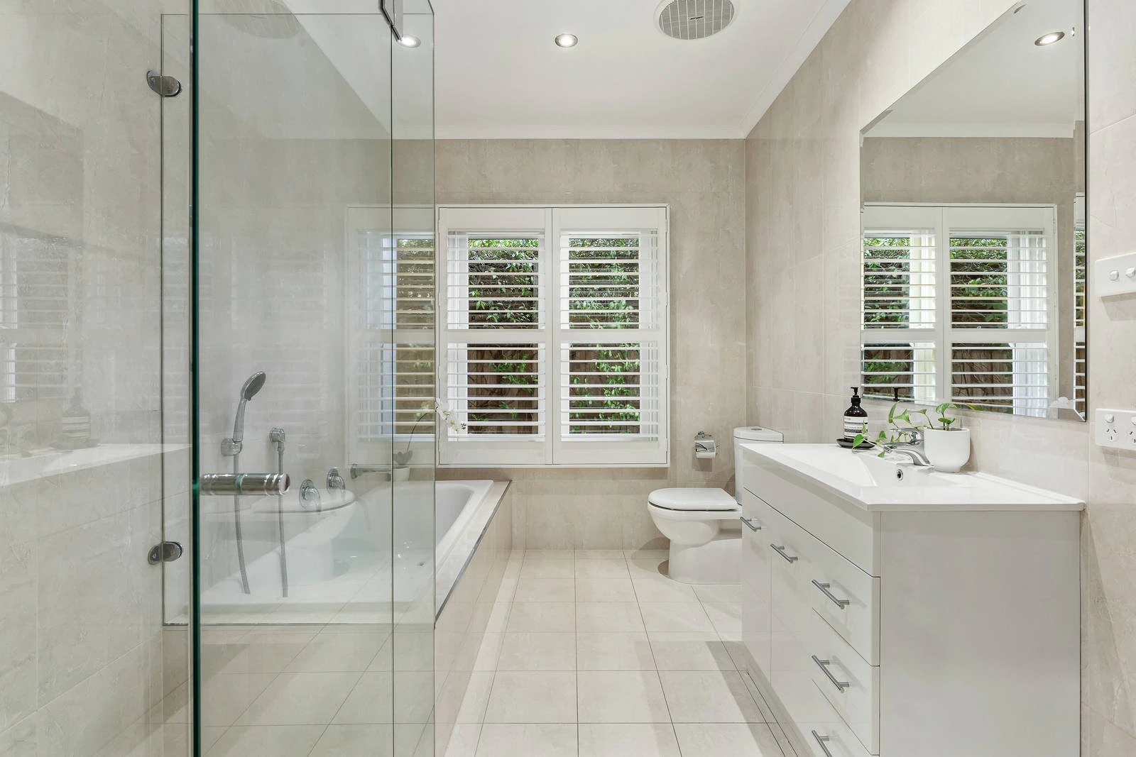 221 Mont Albert Road, Surrey Hills, VIC