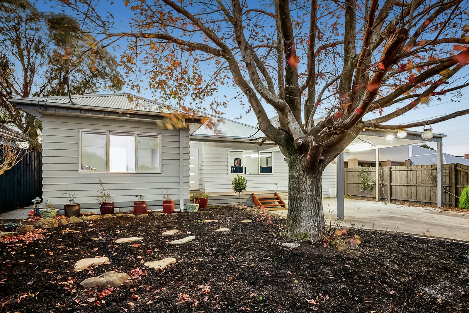 20 Glenice Avenue, Blackburn South, VIC