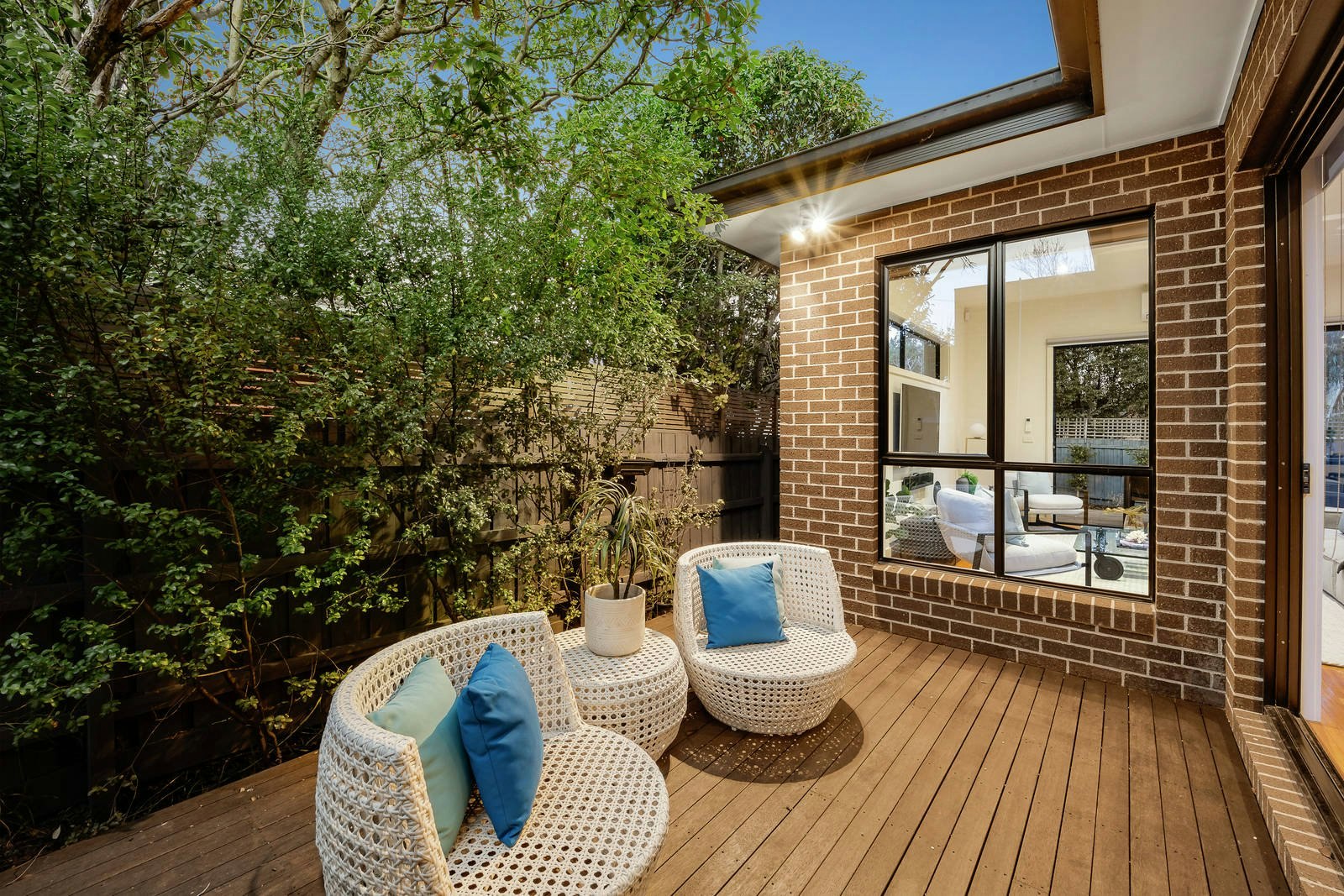 2/320 High Street, Ashburton, VIC