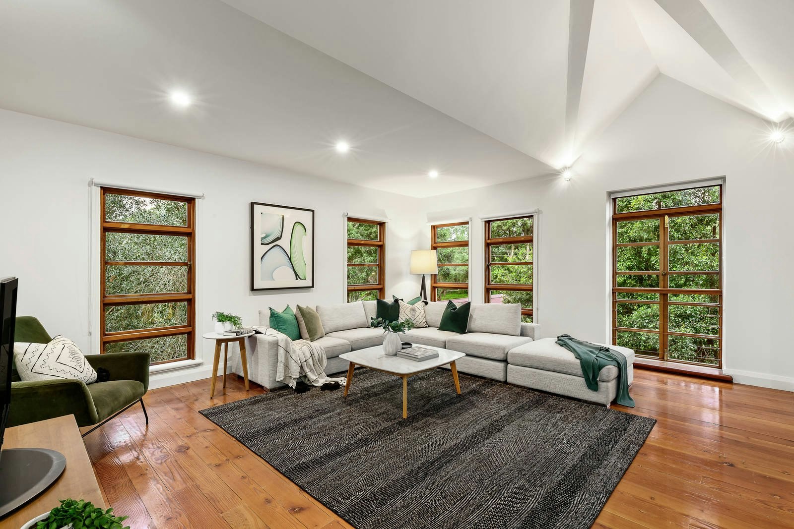 9 Great Valley Road, Glen Iris, VIC