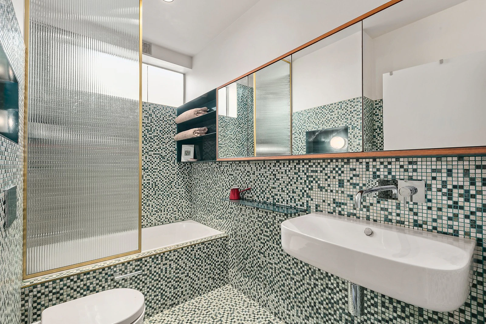The Penthouse/22-24 Eildon Road, St Kilda, VIC
