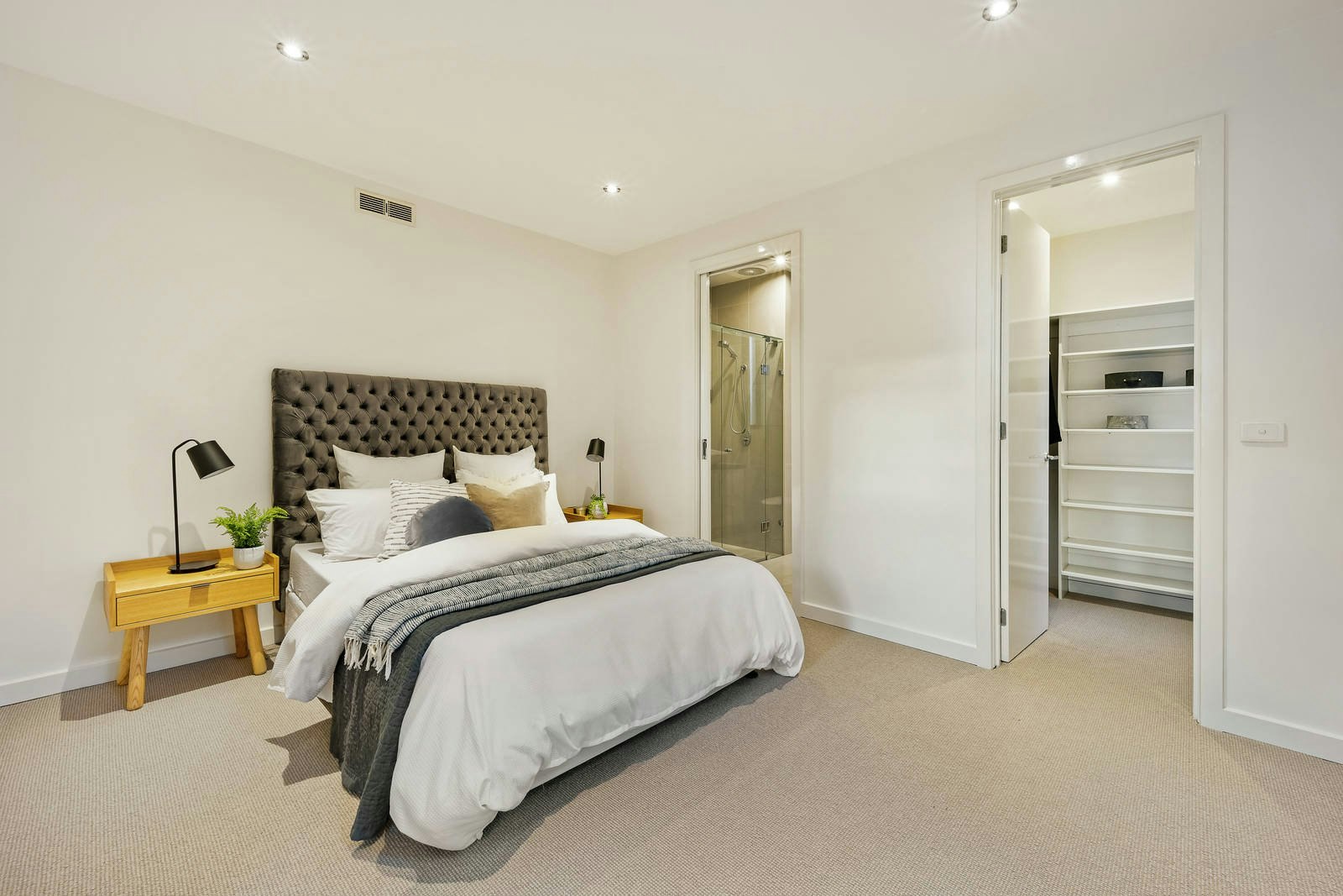 3/20 Vautier Street, Elwood, VIC