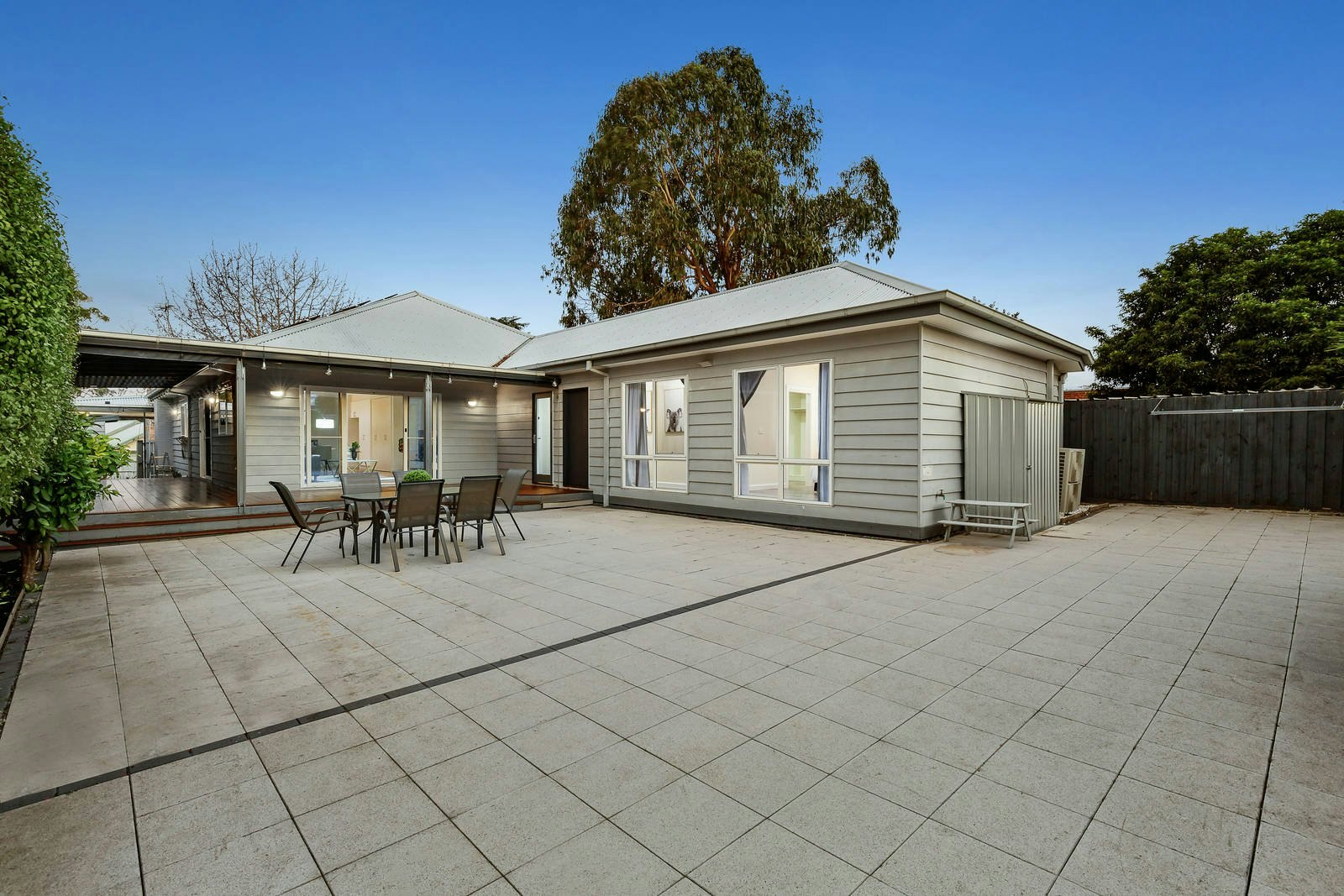 20 Glenice Avenue, Blackburn South, VIC