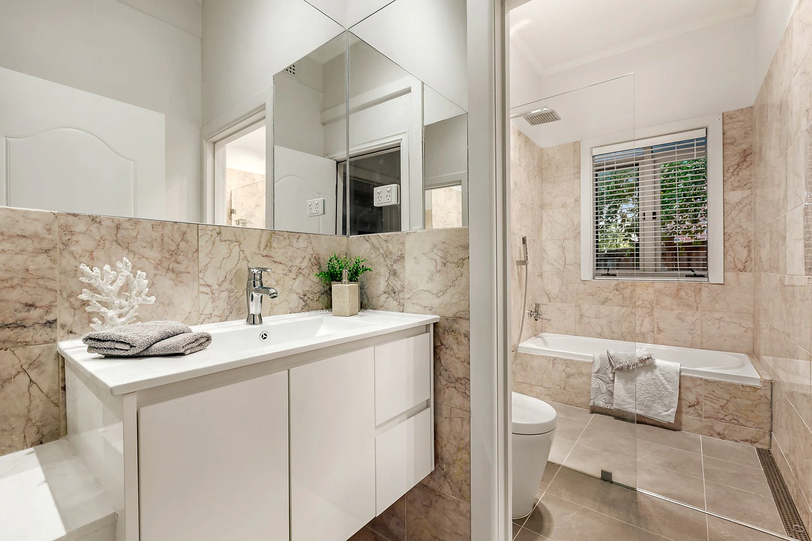 31 Hunter Road, Camberwell, VIC