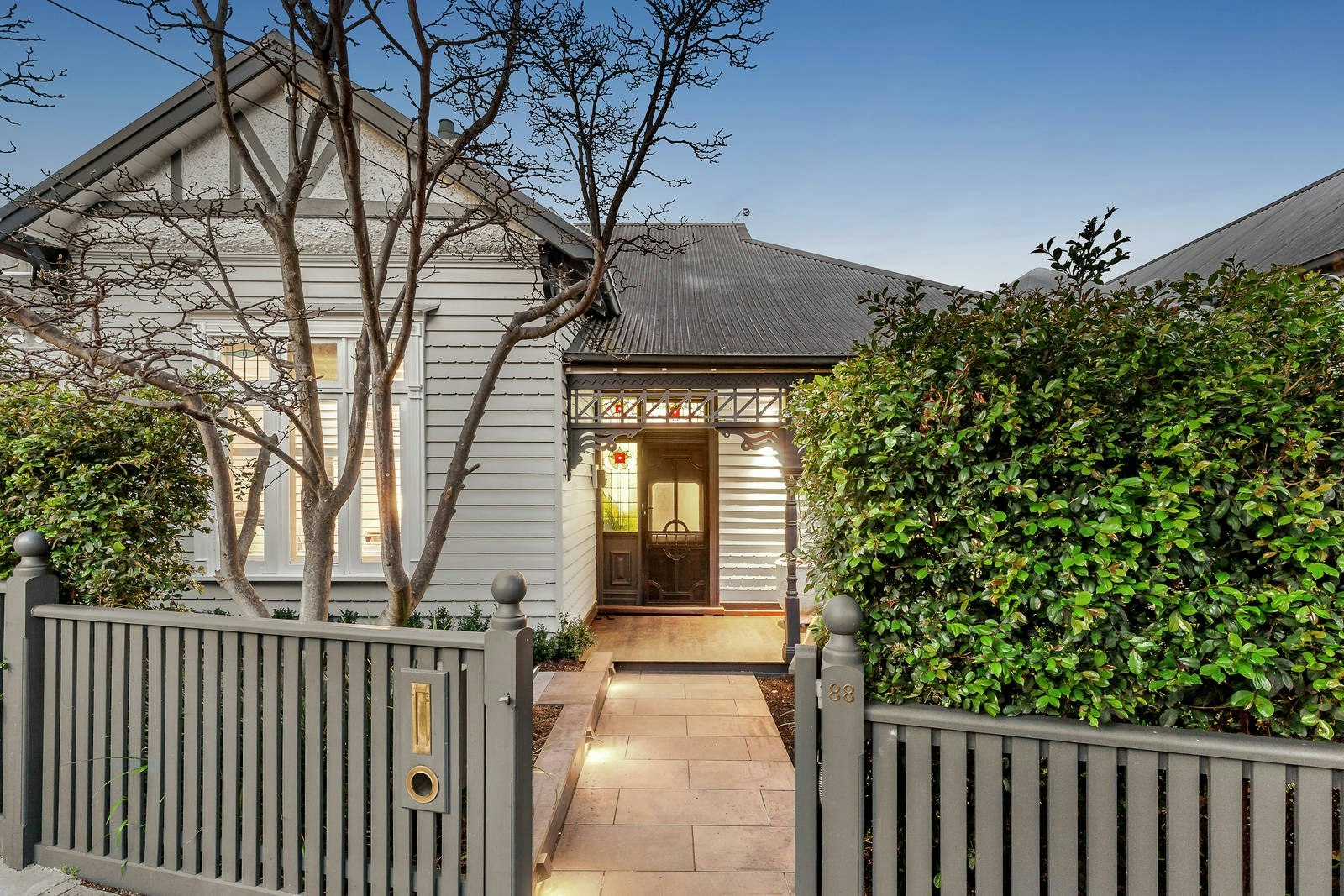88 Edgevale Road, Kew, VIC