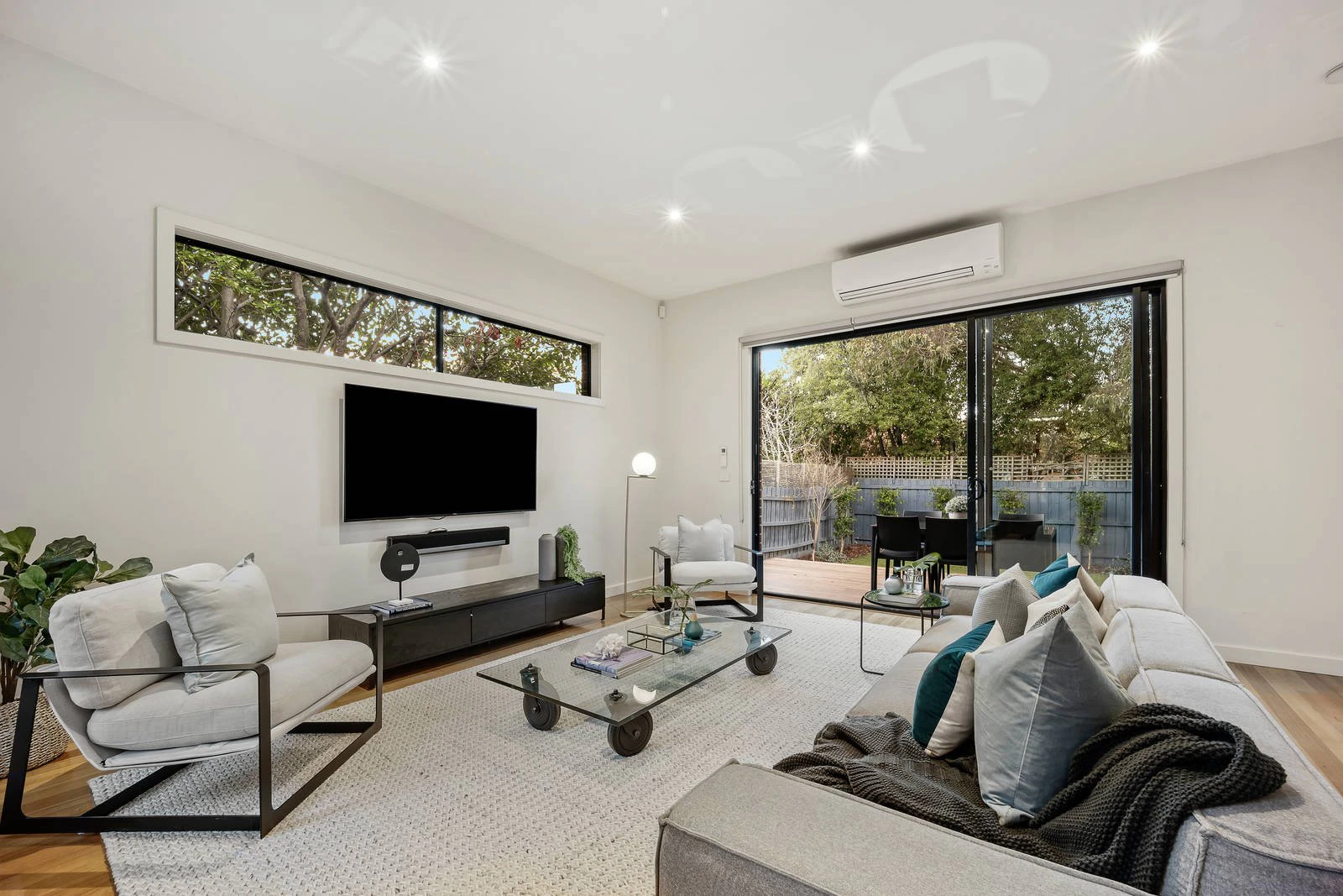 2/320 High Street, Ashburton, VIC