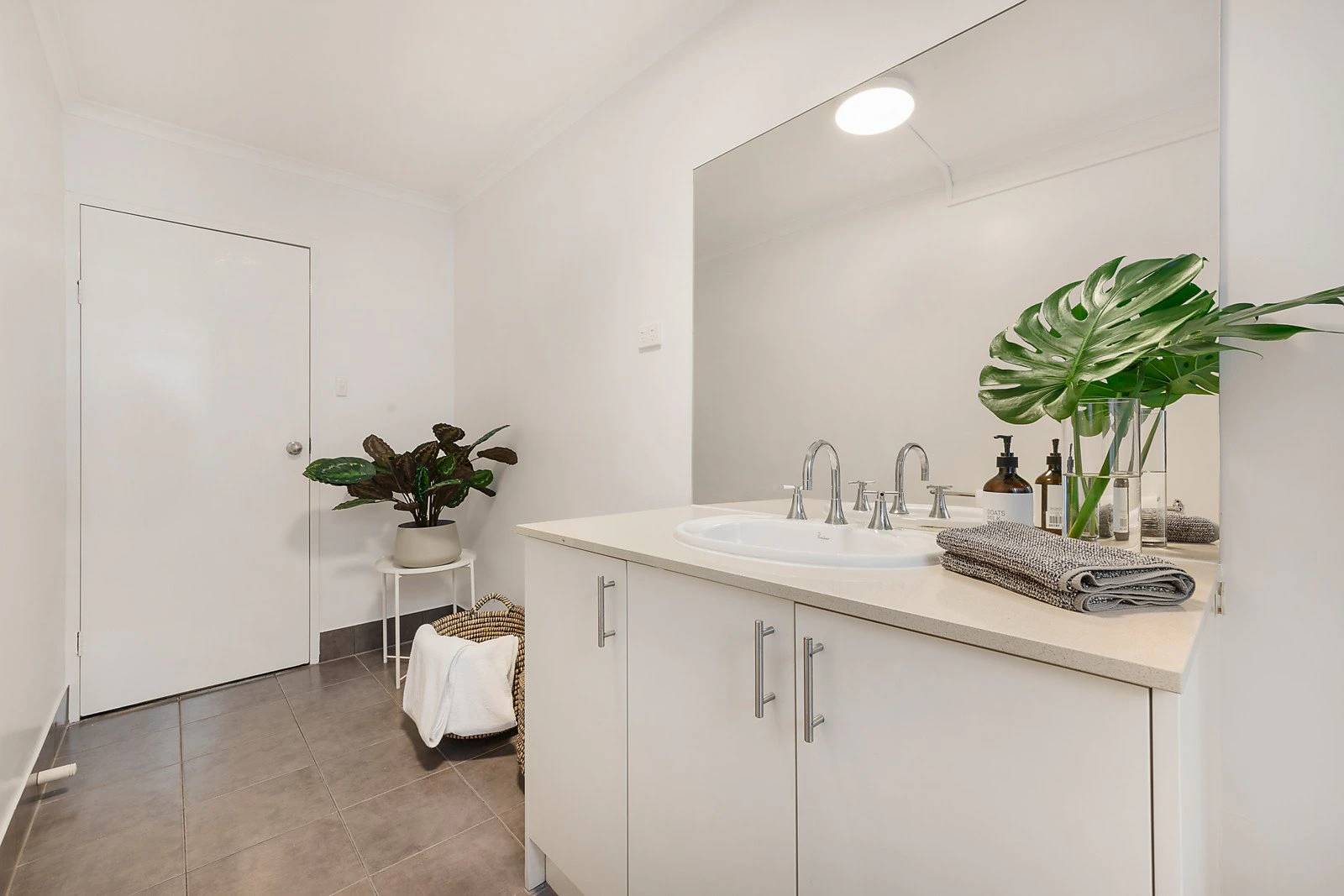 6/99 Mathoura Road, Toorak, VIC