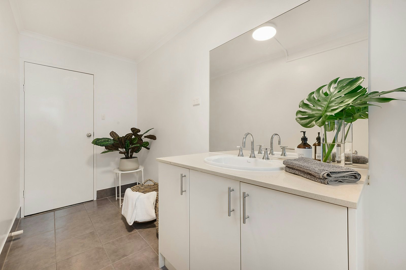 6/99 Mathoura Road, Toorak, VIC