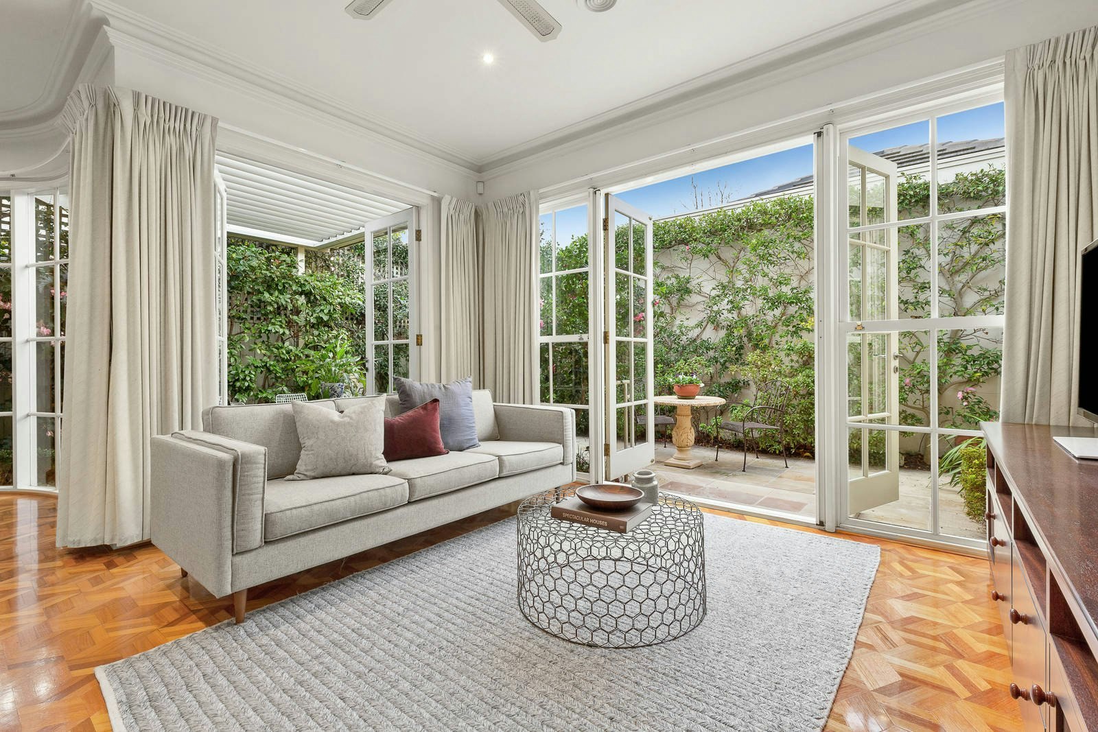 1 Gatehouse Place, Brighton, VIC