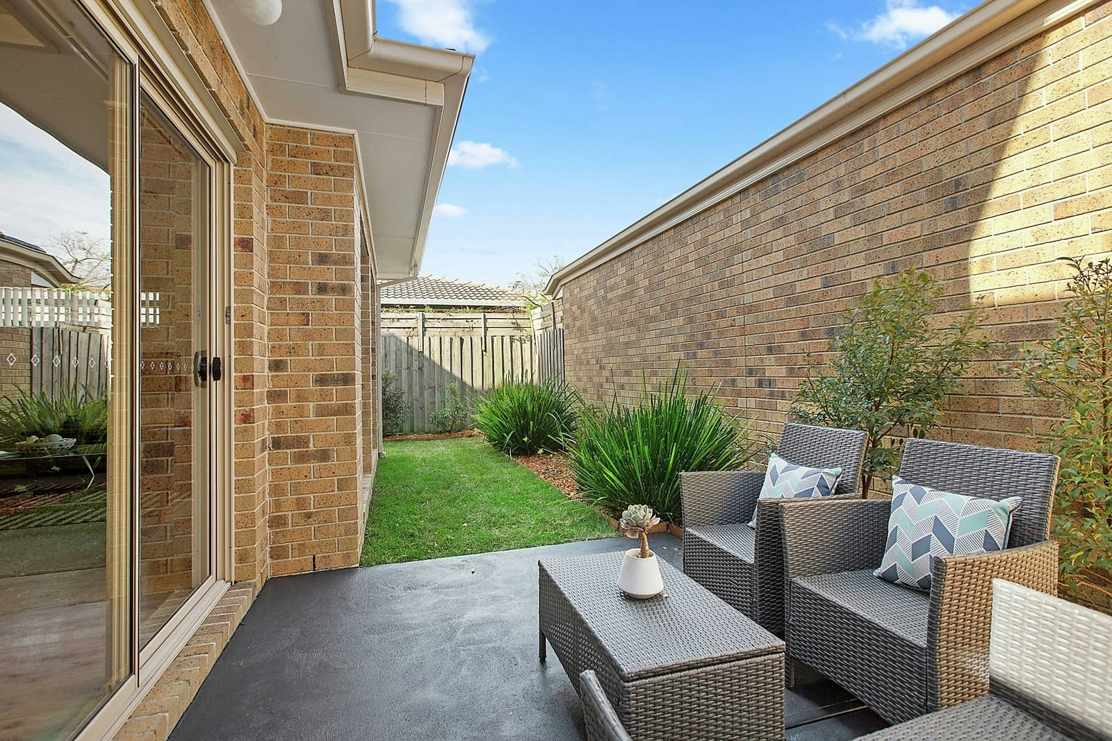 1/62 Screen Street, Frankston, VIC