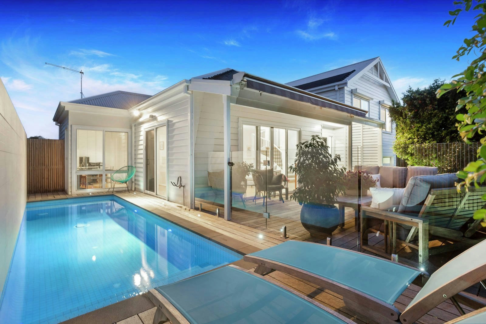 7A View Street, Mornington, VIC