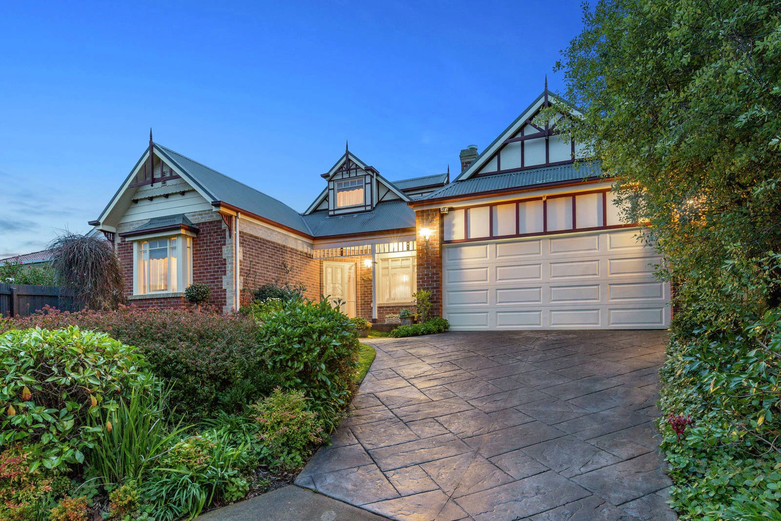 48 Jacaranda Crescent, Mornington, VIC