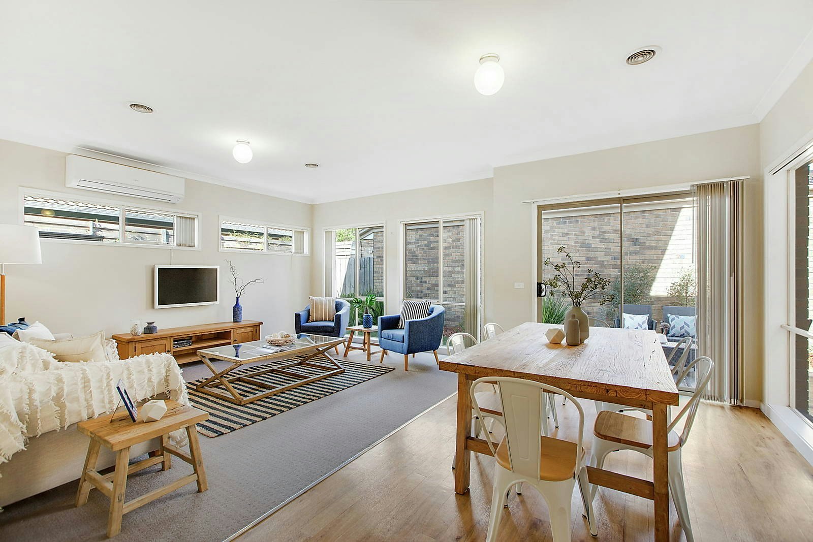 1/62 Screen Street, Frankston, VIC