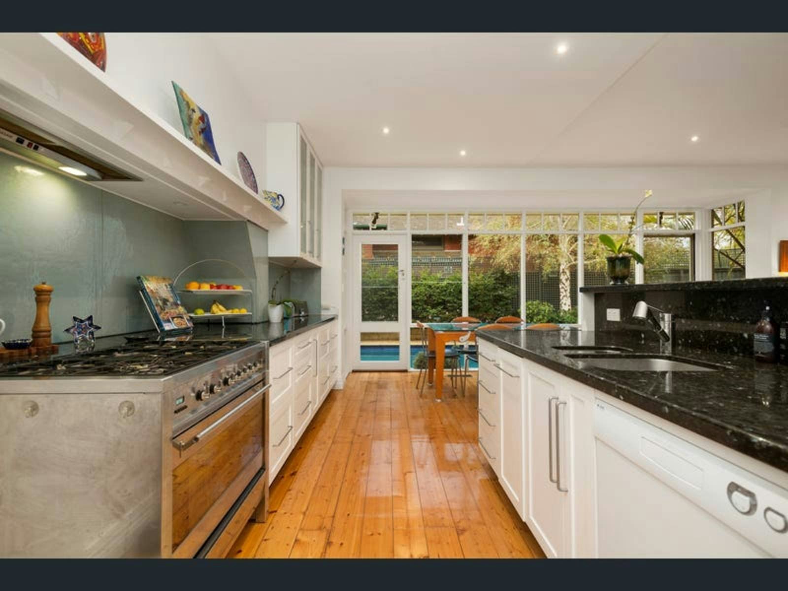 75 Cotham Road, Kew, VIC