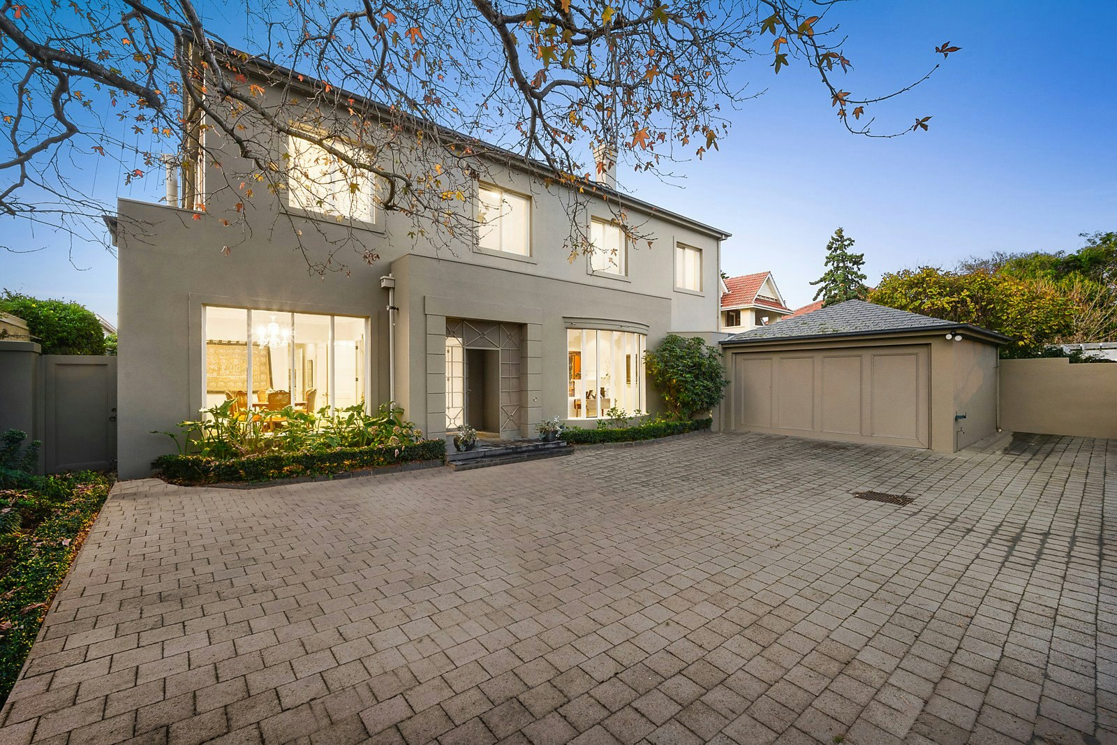 17 Bay Street, Brighton, VIC