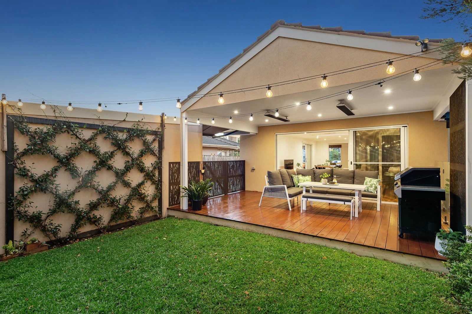 42 Stuart Avenue, Cheltenham, VIC