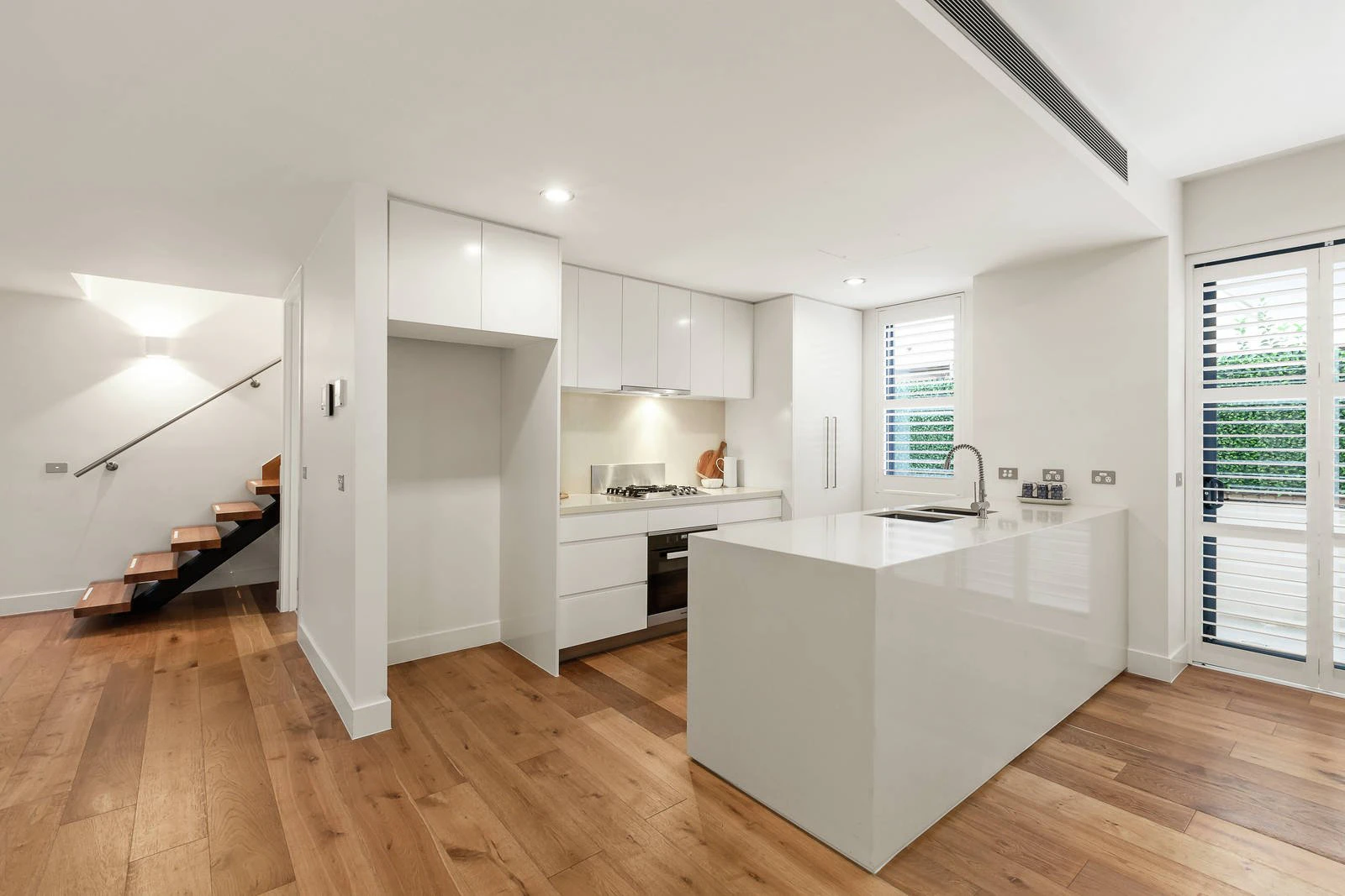 15/8 Cobden Street, Kew, VIC