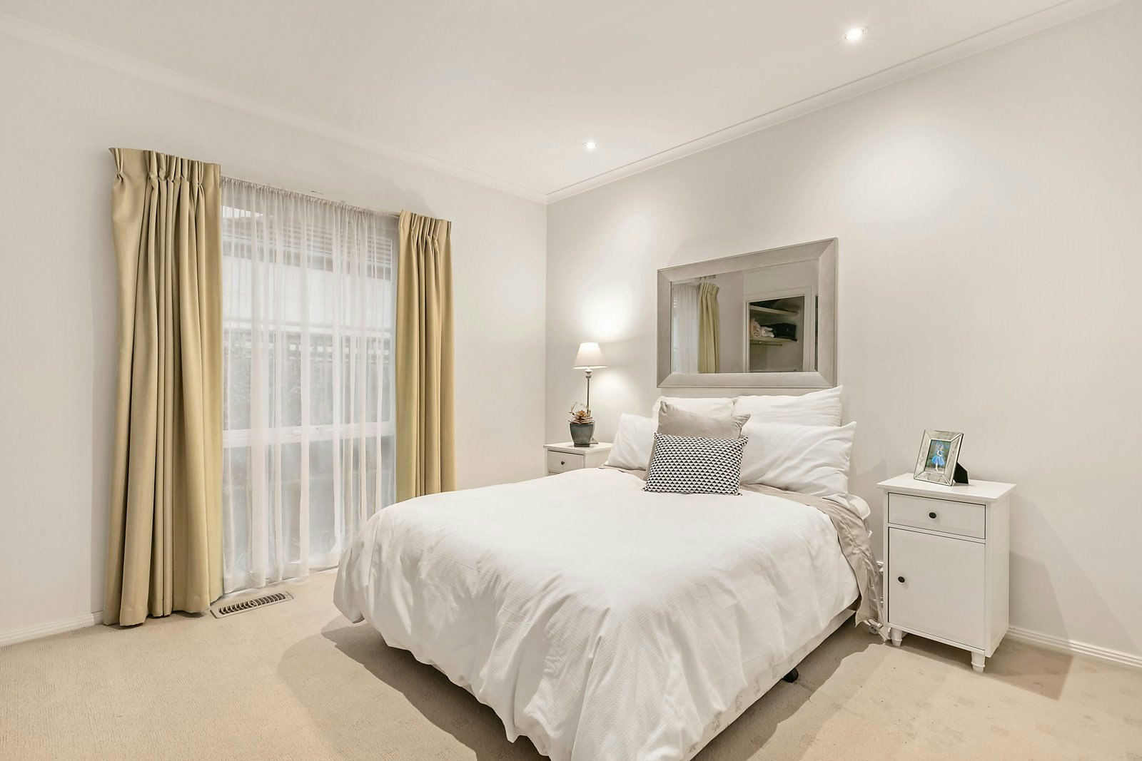 1 & 2/112 Gordon Street, Balwyn, VIC