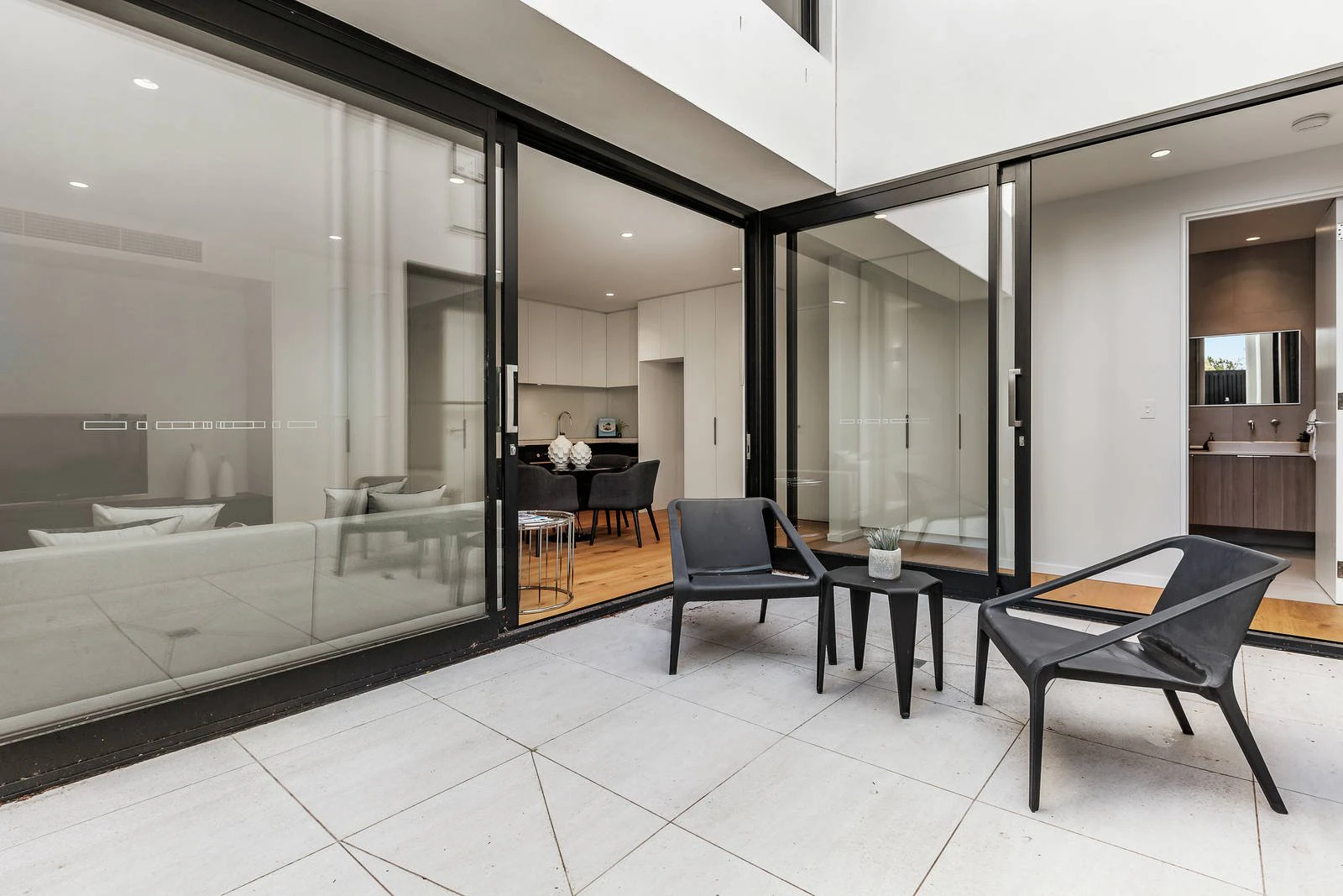 2/49 Yorkshire Street, Richmond, VIC