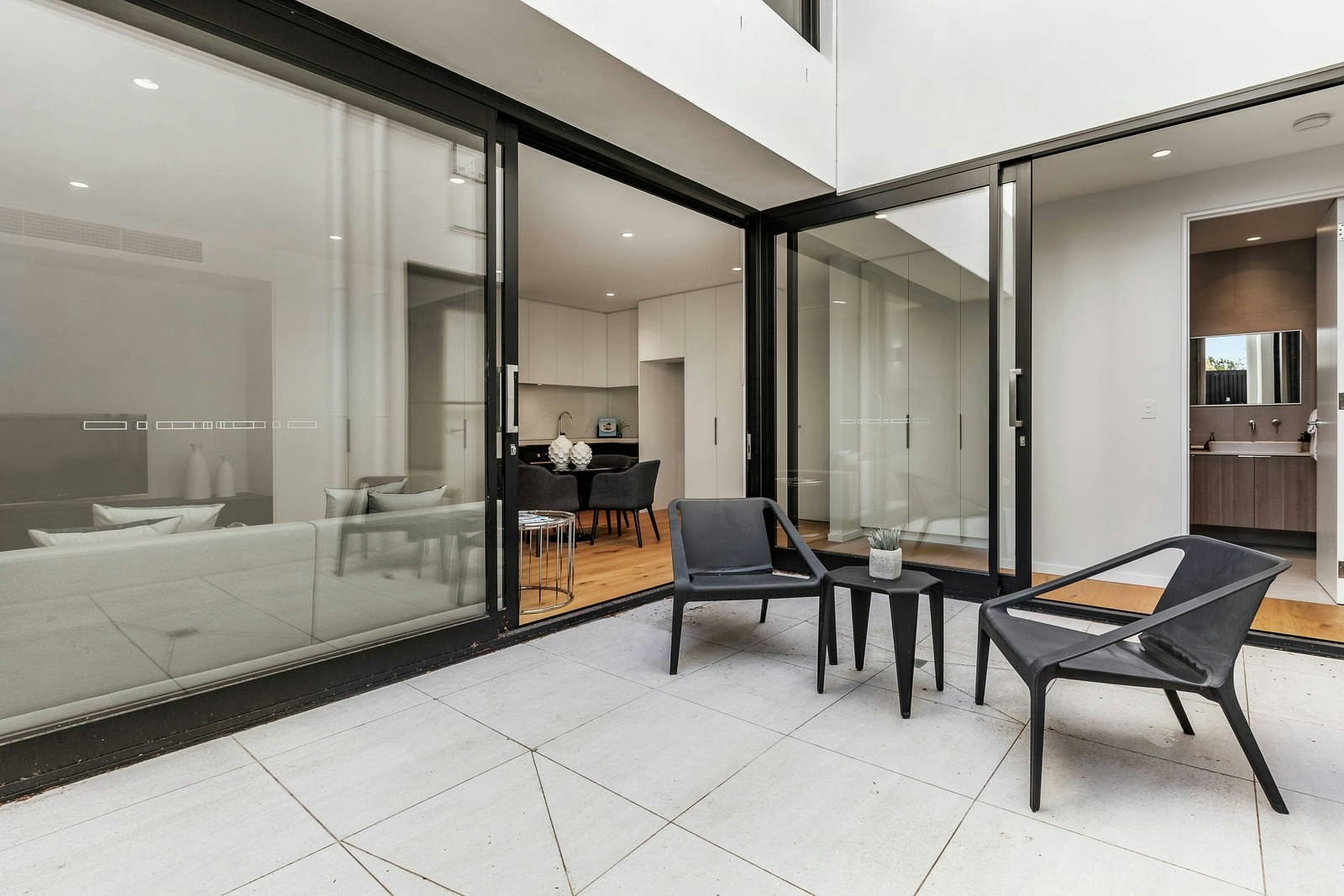 2/49 Yorkshire Street, Richmond, VIC