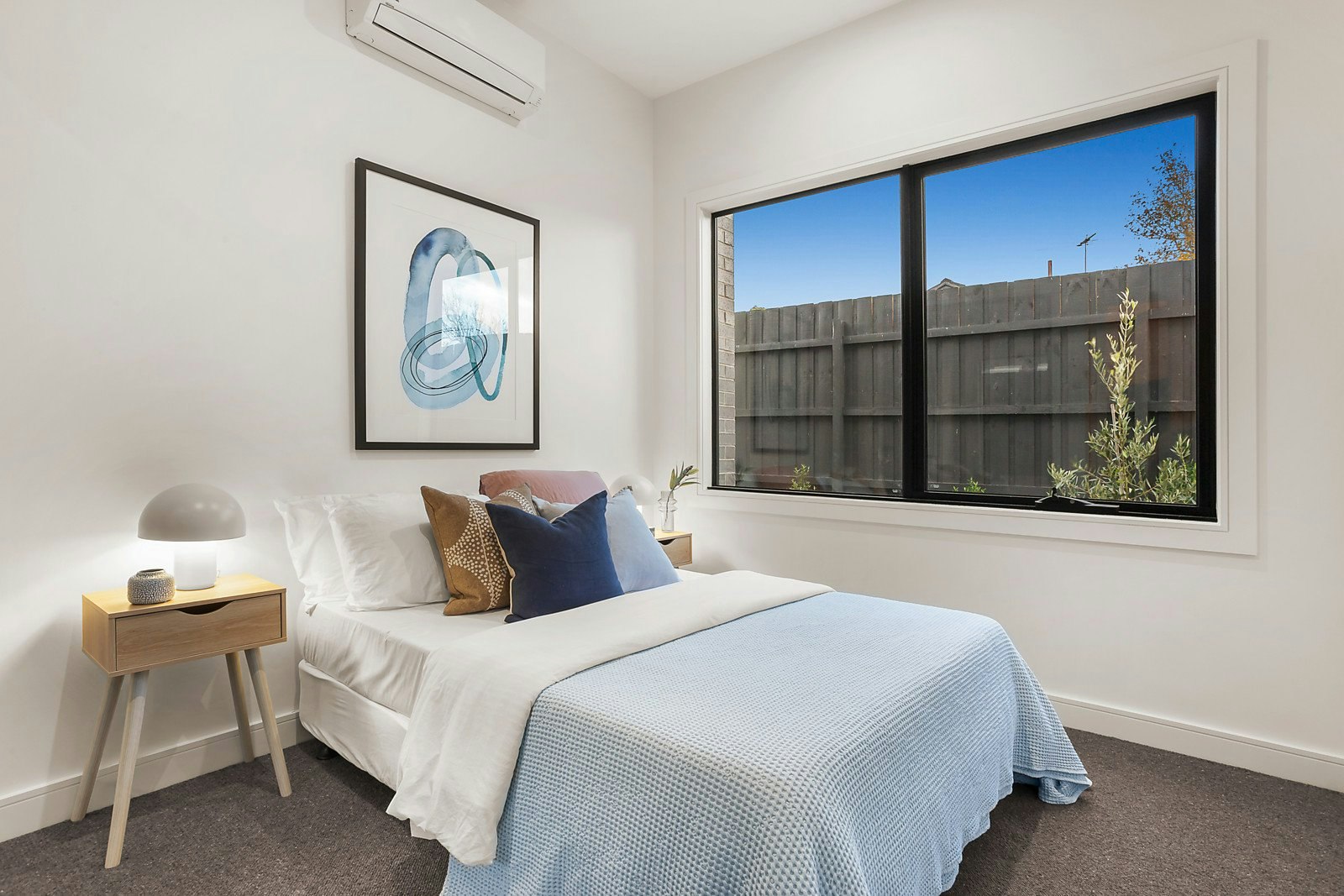 2/15A Burt Crescent, Hampton East, VIC