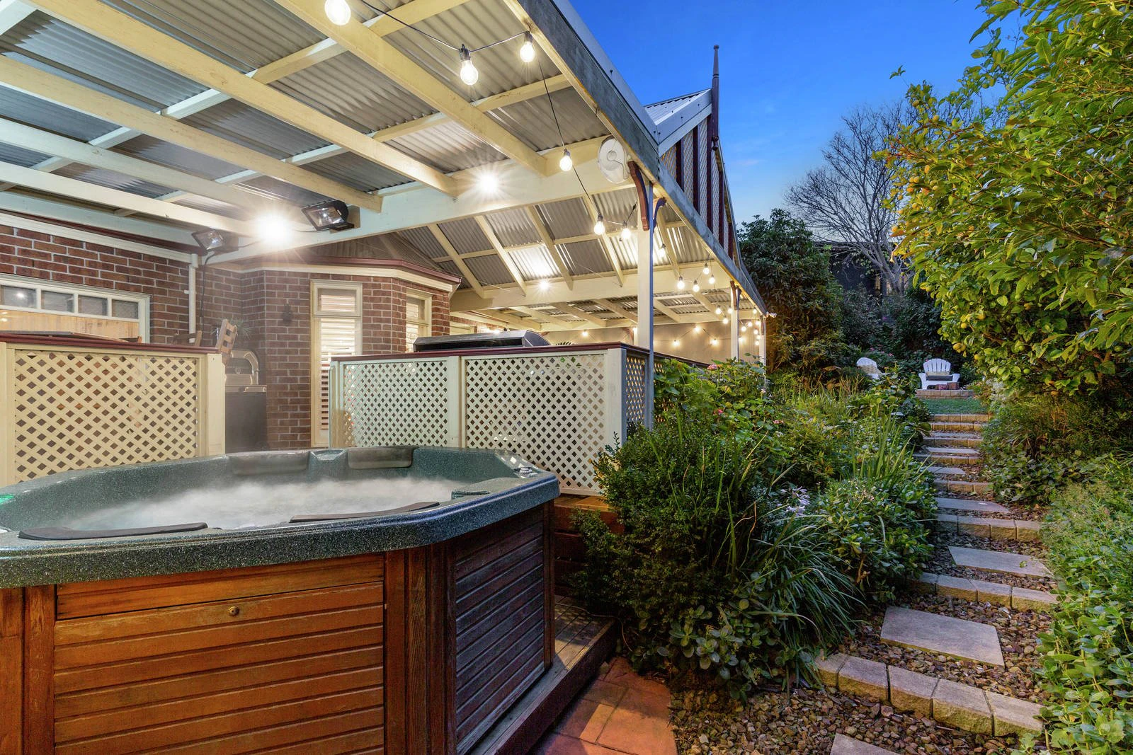 48 Jacaranda Crescent, Mornington, VIC