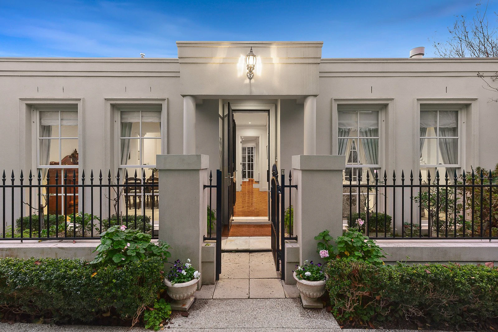 1 Gatehouse Place, Brighton, VIC
