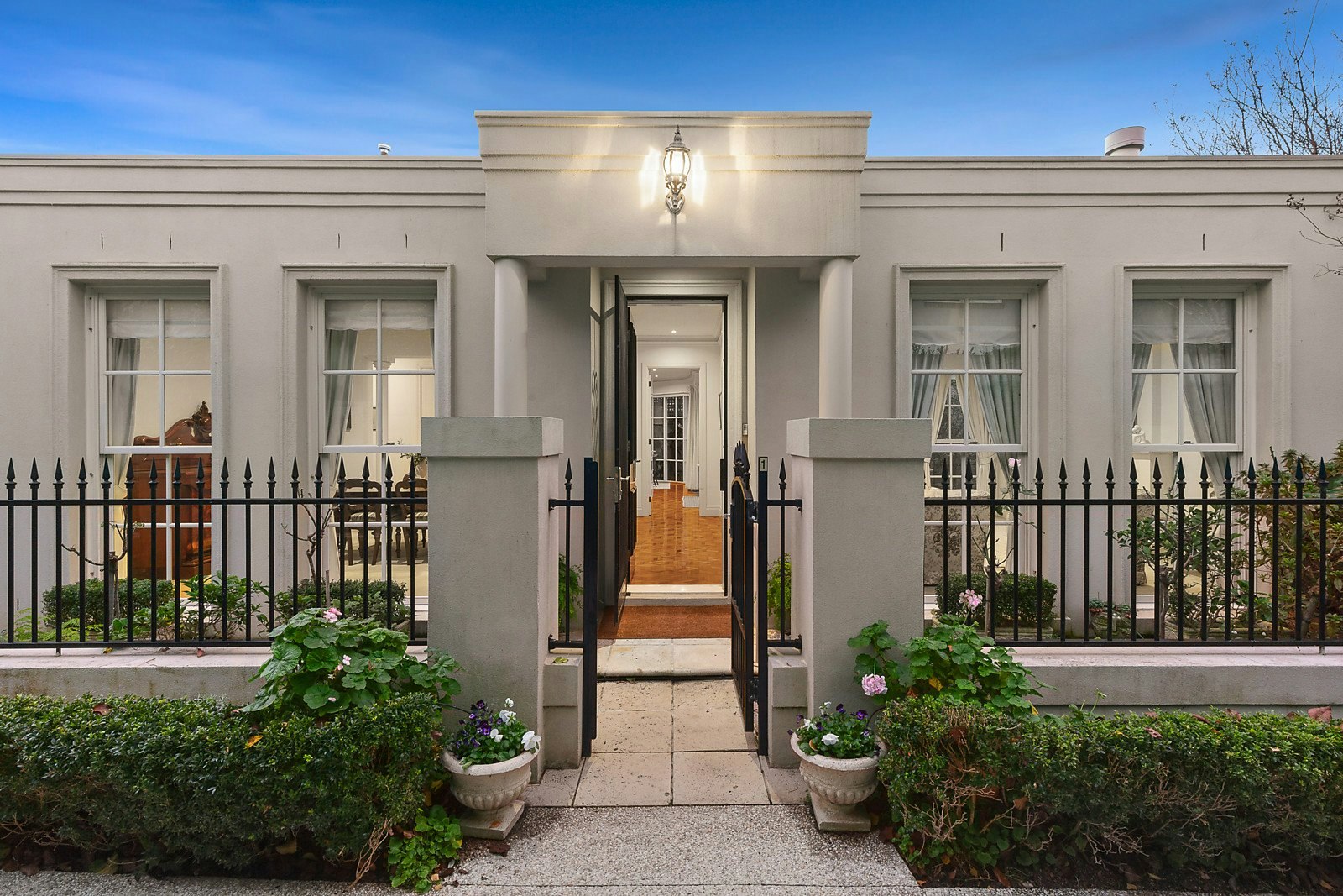 1 Gatehouse Place, Brighton, VIC