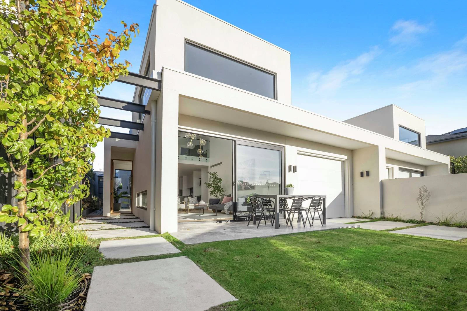 2C May Street, Mornington, VIC