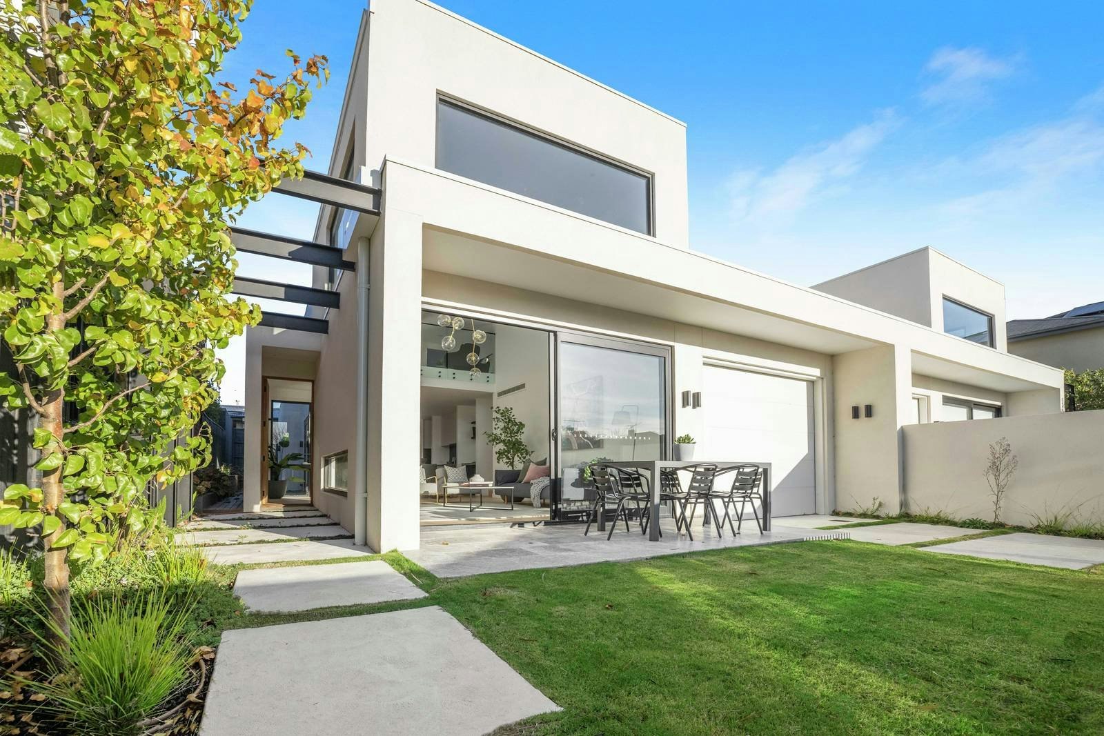 2C May Street, Mornington, VIC