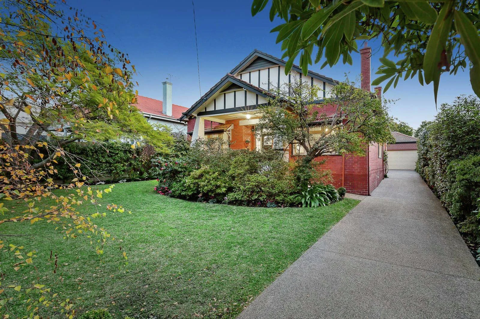 25 Erica Avenue, Glen Iris, VIC