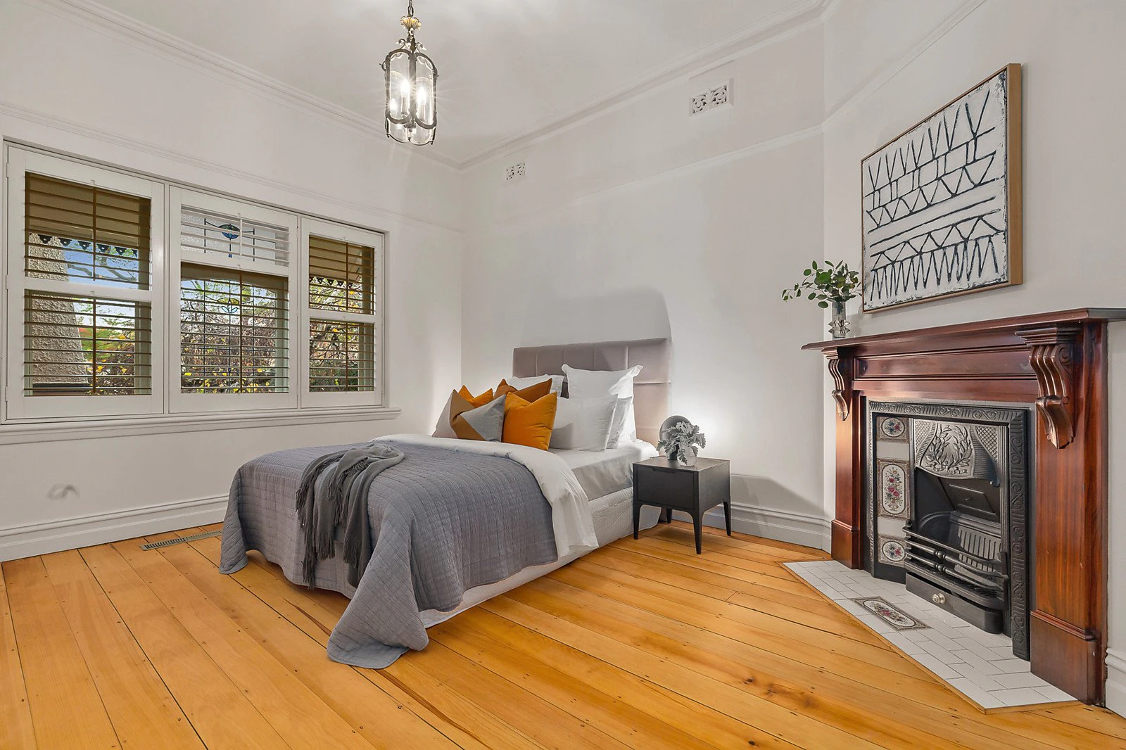 25 Erica Avenue, Glen Iris, VIC