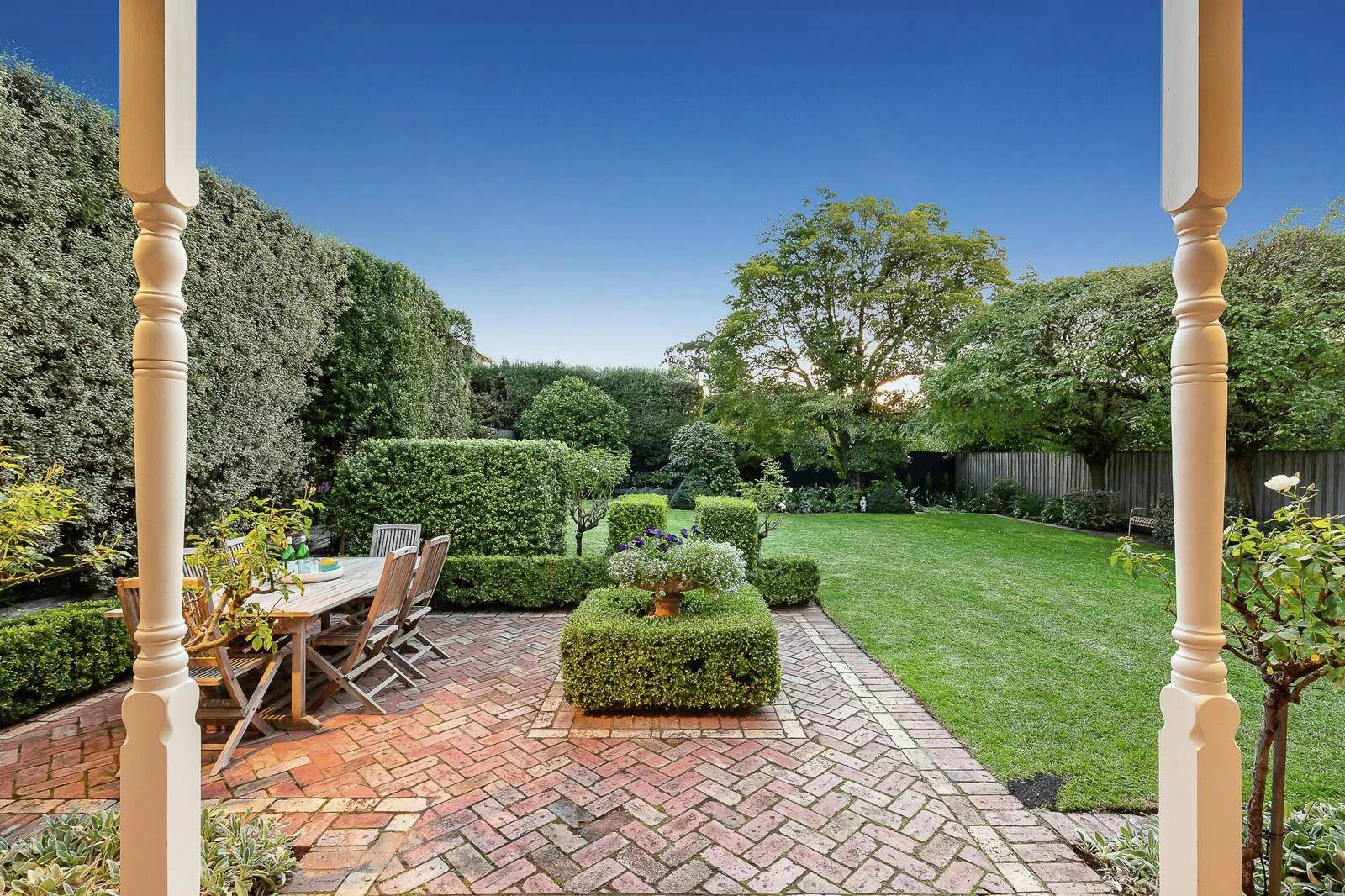 25 Erica Avenue, Glen Iris, VIC