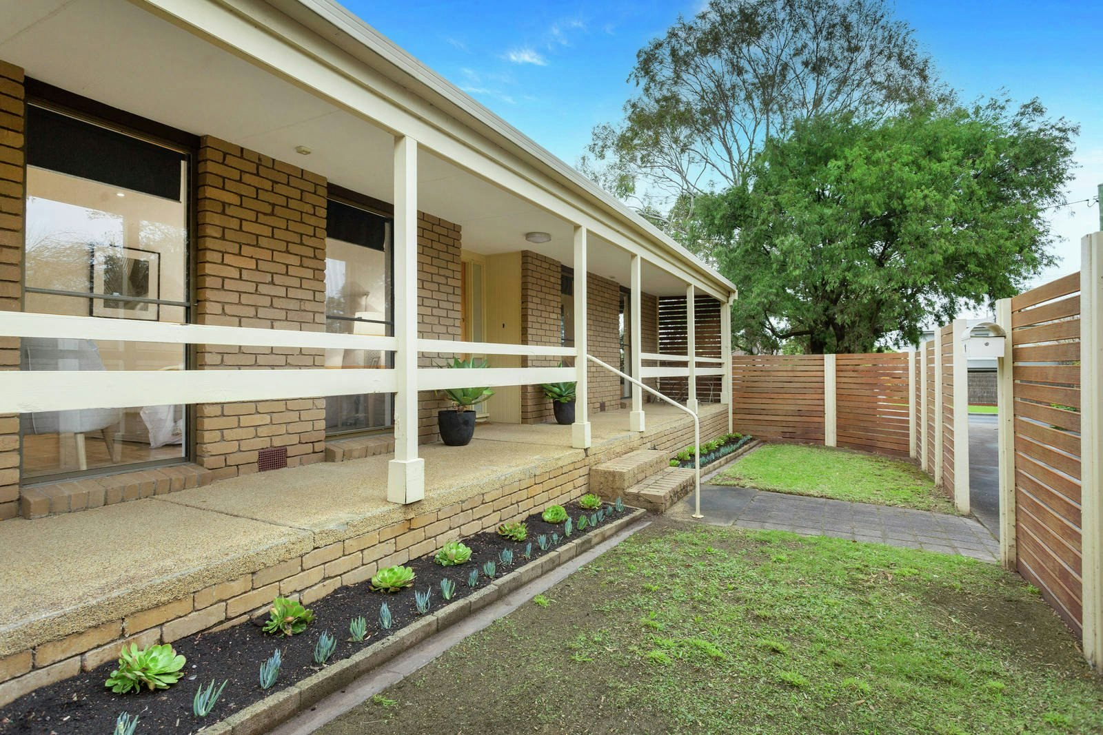 1/76 Herbert Street, Mornington, VIC