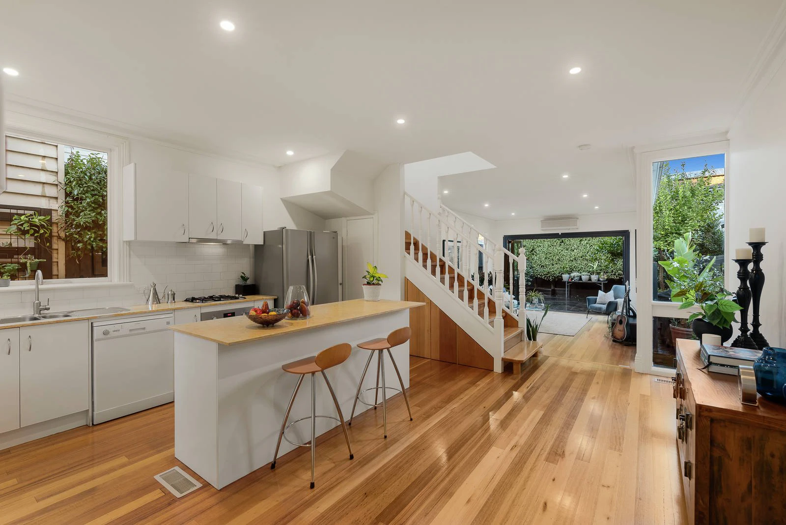 132 Edgevale Road, Kew, VIC